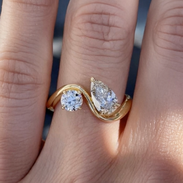 Nectar Round Pear Floating Toi et Moi Lab Grown Diamond Ring