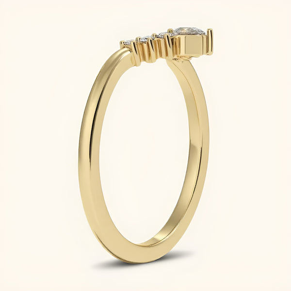 Harley Lab Diamond Ring